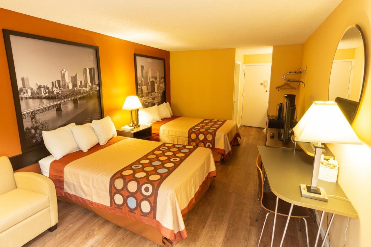 Super 8 By Wyndham Carlisle North Motel Dış mekan fotoğraf